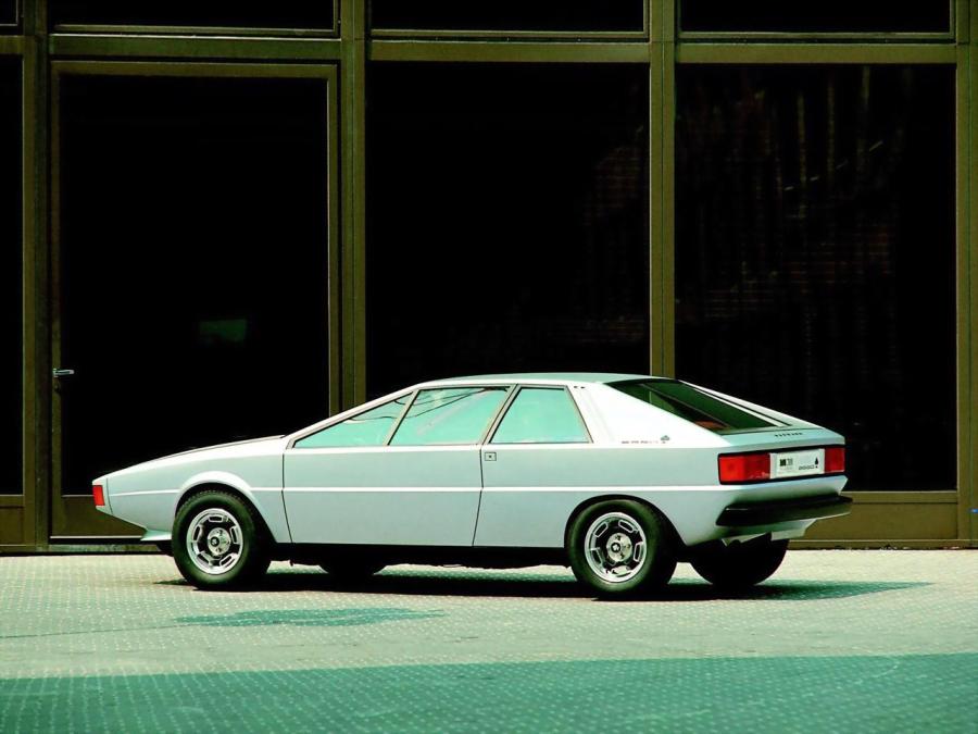  Audi Karmann Asso Di Picche Concept 1973 года  (фото 9 из 14)